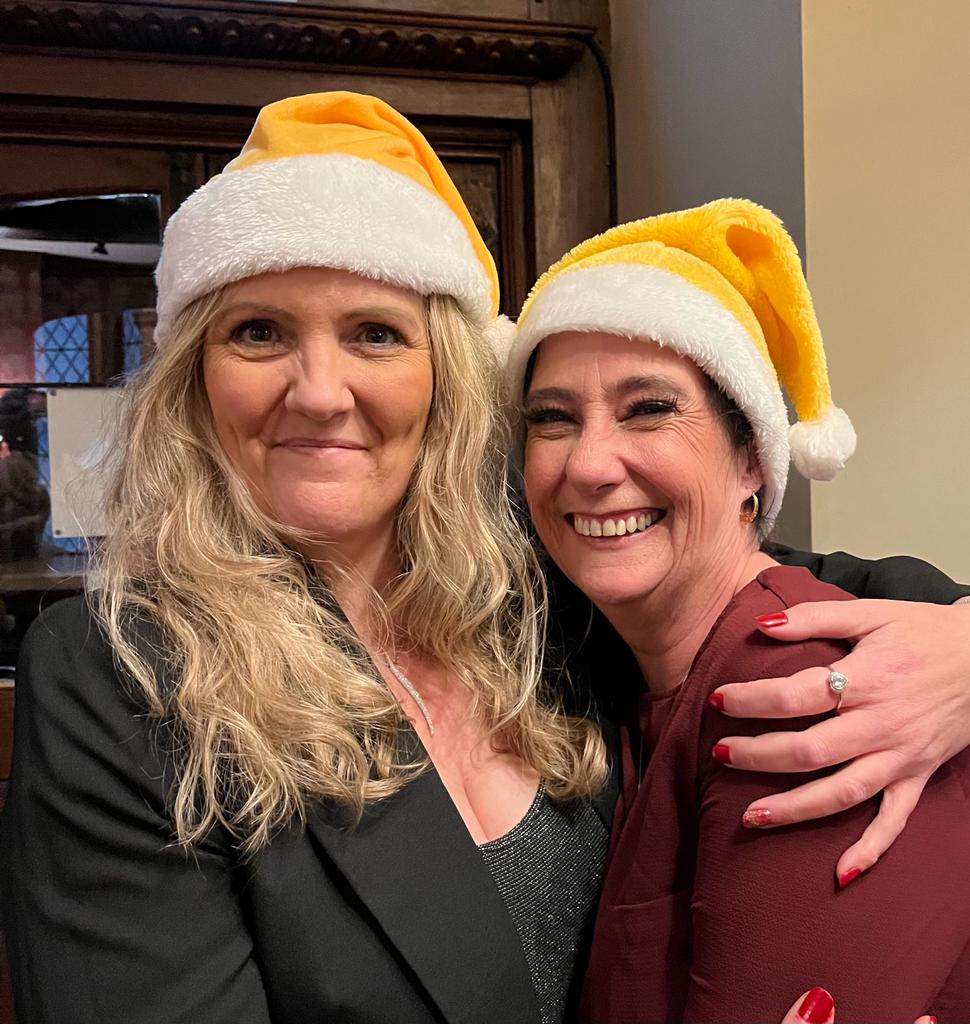 Kellie and Kerry Santa hats